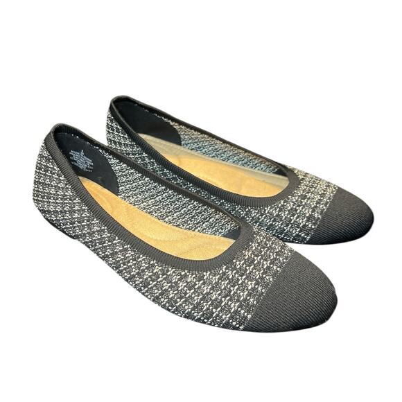 Old Navy Black & Silver Knit Tweed Almond Toe Ballet Flats - Size 9 - Picture 1 of 6
